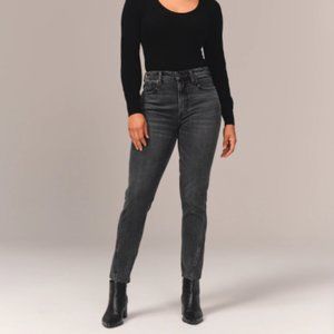 Abercrombie Curve Love High Rise Skinny Jeans NWOT